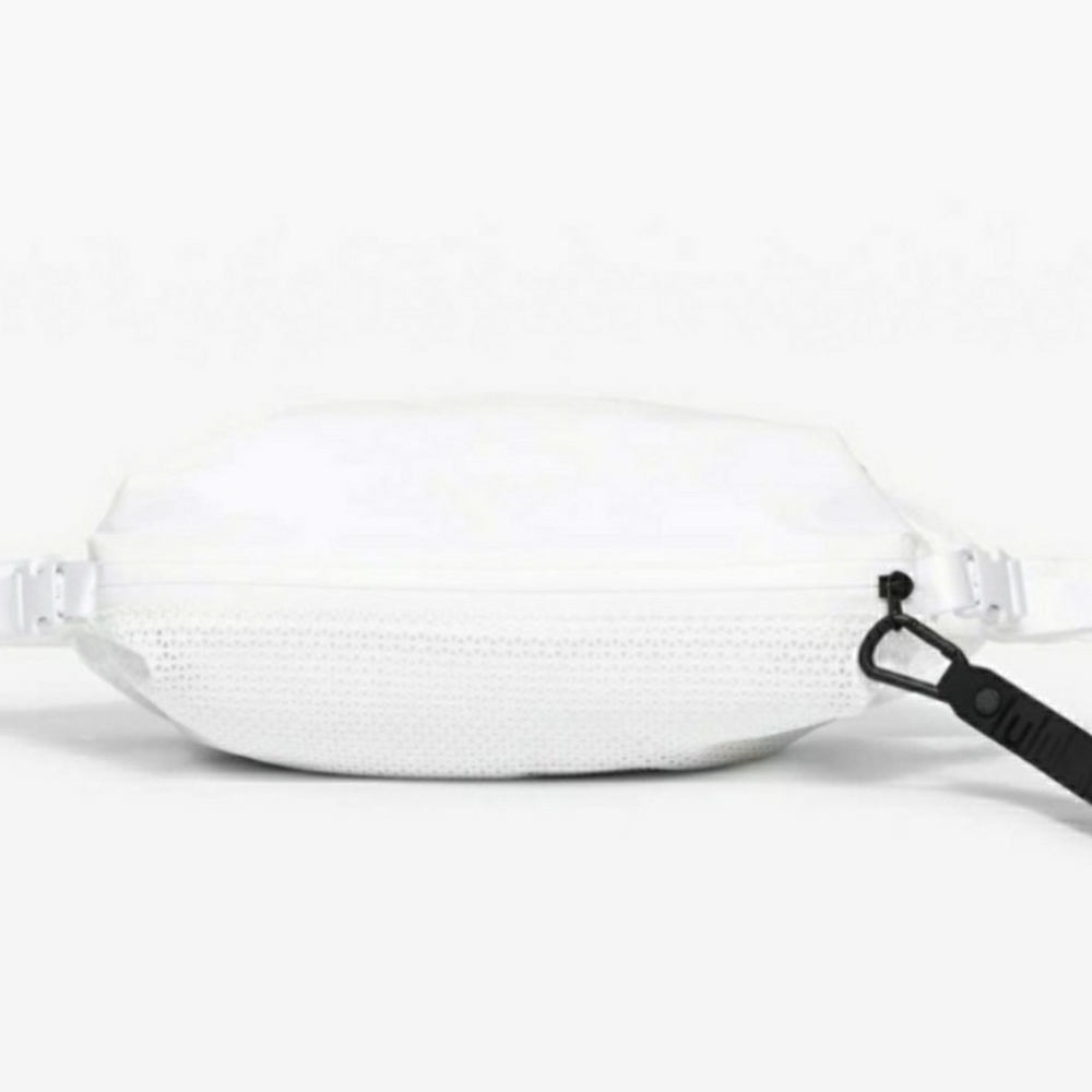 Lululemon All Holds Belt bag